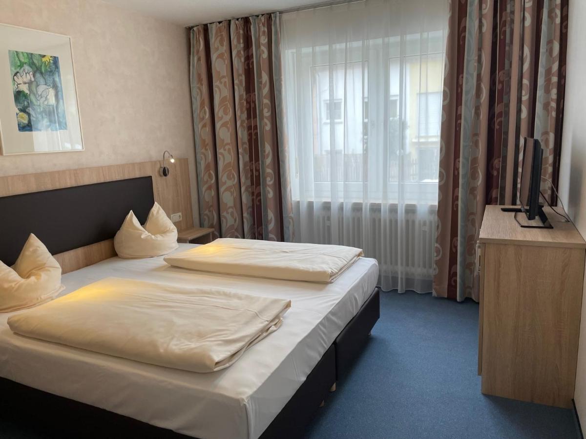 Hotel Apollo Garni Regensburg Ngoại thất bức ảnh