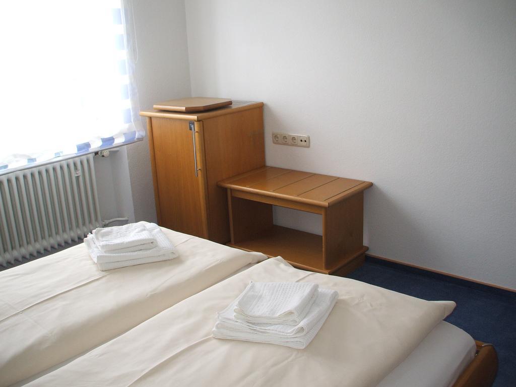 Hotel Apollo Garni Regensburg Ngoại thất bức ảnh